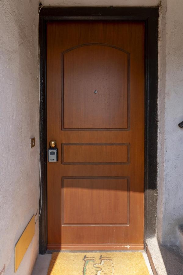 Navigli District Elegant Flat Free Wifi & Parking Διαμέρισμα Μιλάνο Εξωτερικό φωτογραφία
